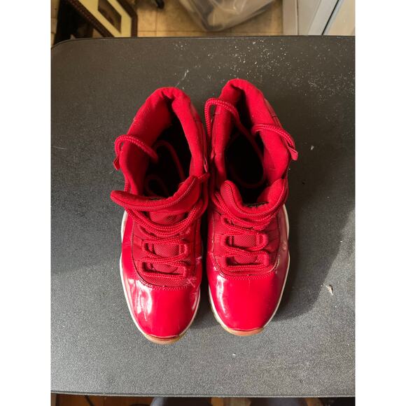 Jordan Retro High Win Like ‘96 Red Sneakers Size 10